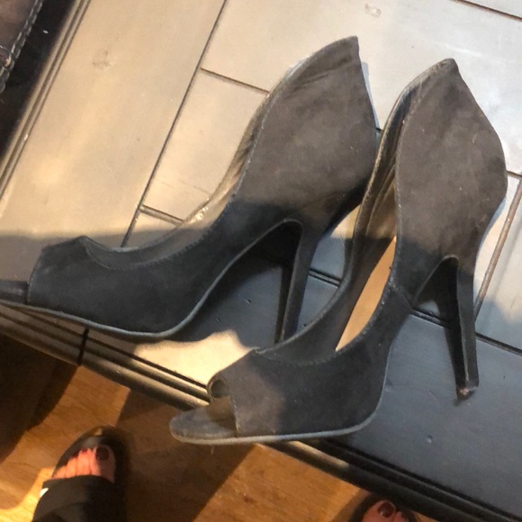 Shoes - Picture 3 of 3